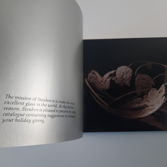 Vintage STUEBEN GLASS 1984 Catalog Luxury Crystal Coffee Table Book - Picture 4 of 14